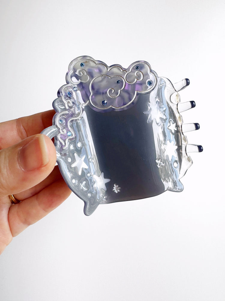 Cauldron Claw