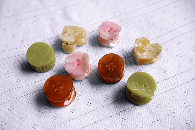 PRE-ORDER Button Mini Claw Set
