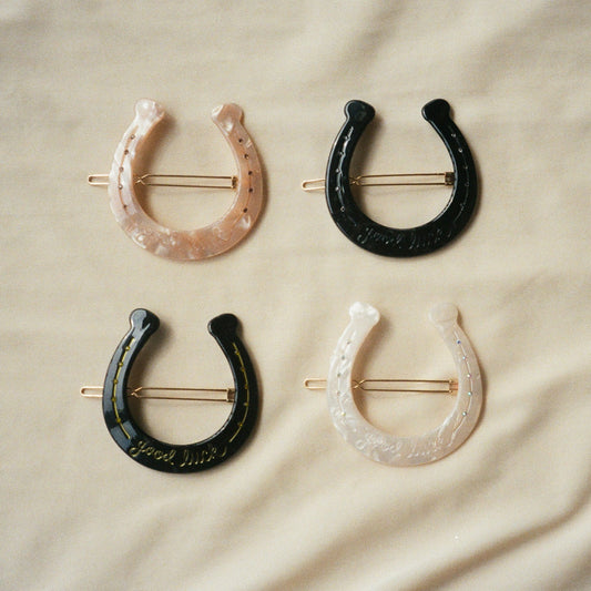Horseshoe Clip