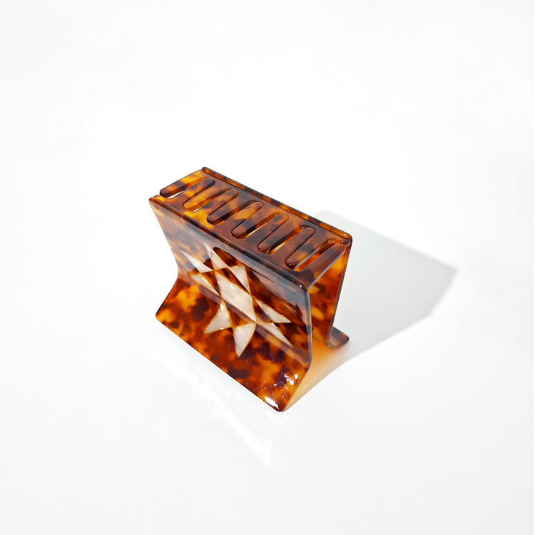Tortoise Shell Quilt Claw (PRE-ORDER)