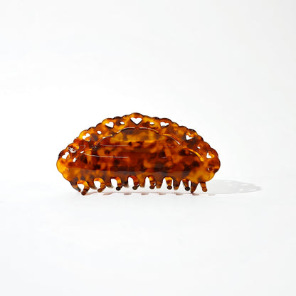 Lace Claw